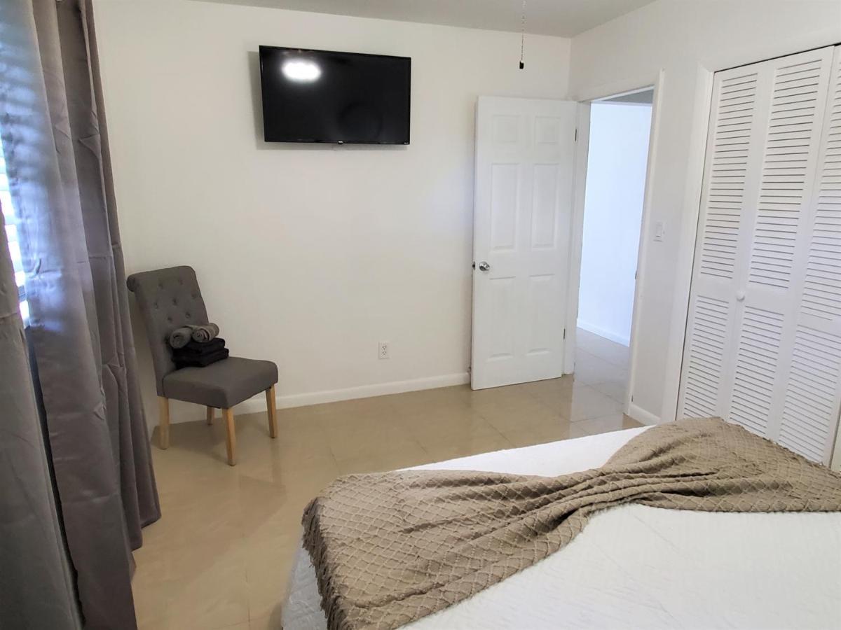 Sophisticated Dania Beach Suites Near The Beach المظهر الخارجي الصورة