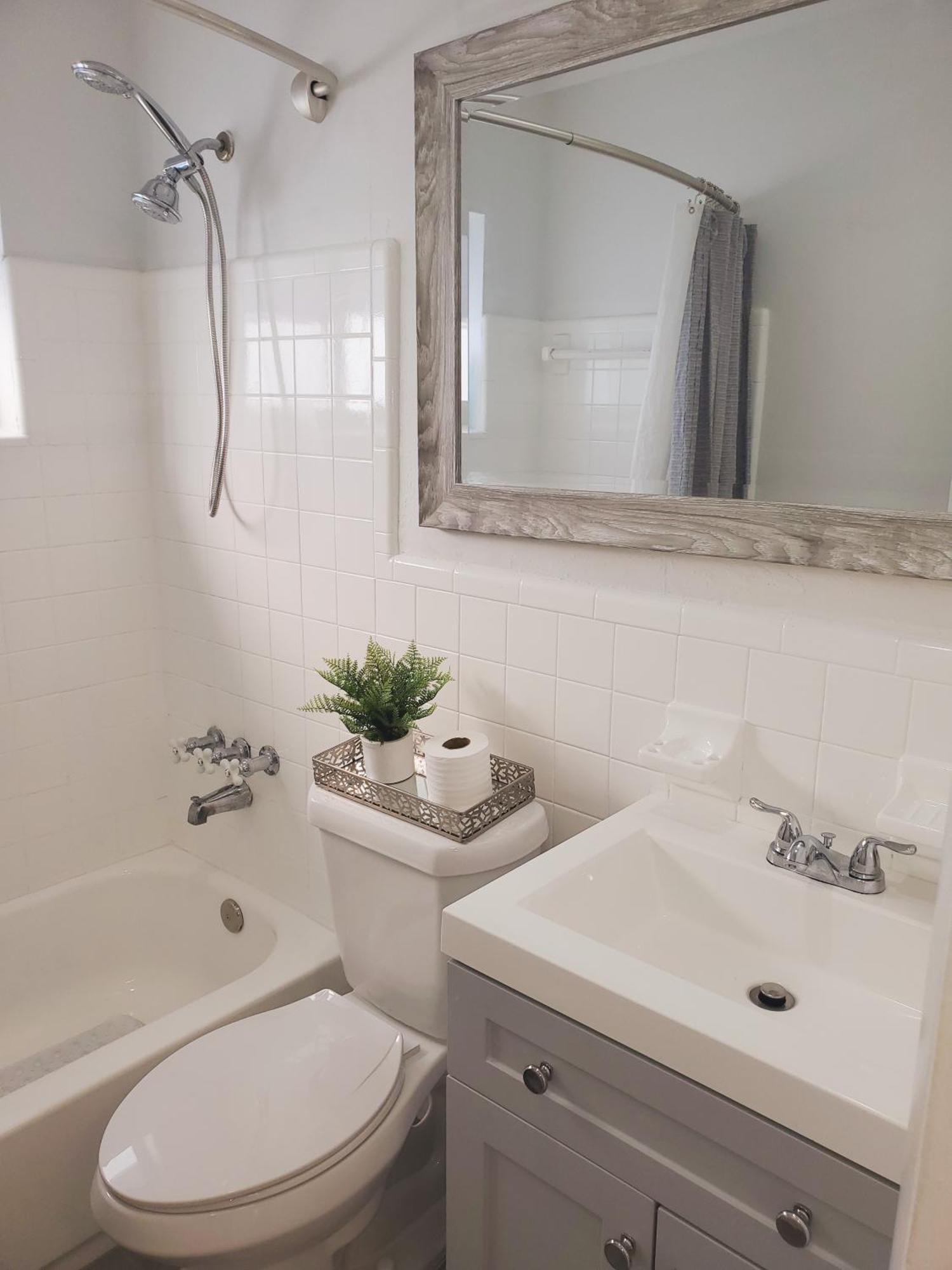Sophisticated Dania Beach Suites Near The Beach المظهر الخارجي الصورة